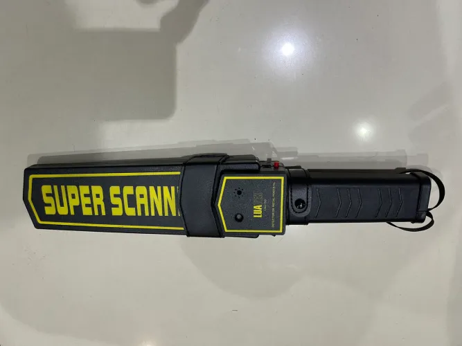 Detector de metal portátil SUPER SCANNER
