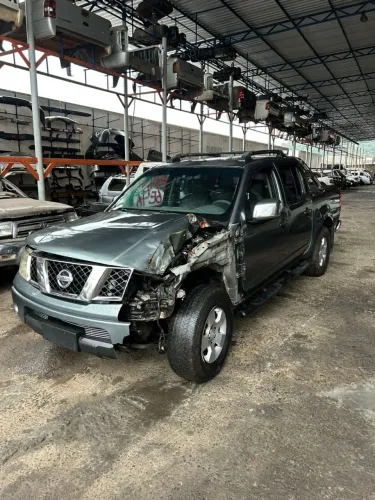 Frontier 2007 2.5, automática 4x4 (funcionando)!<br>Potência: 172 cv<br>Km: 196.631