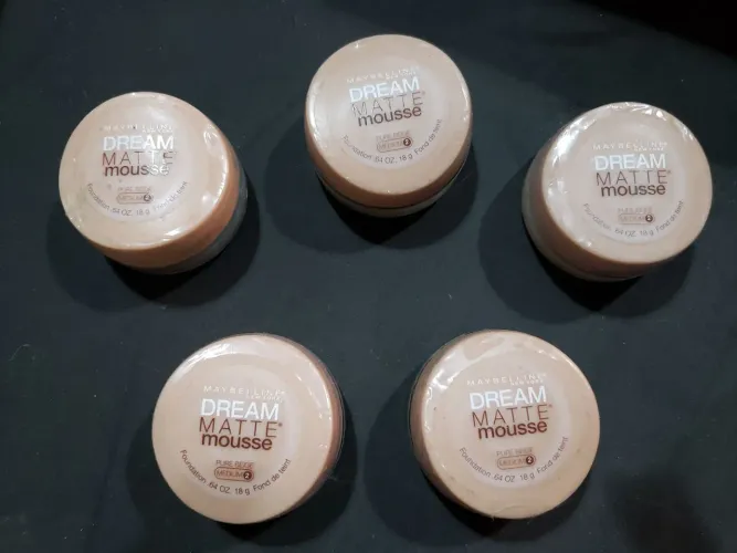 Base Maybeline - preço unitário, tenho 5 