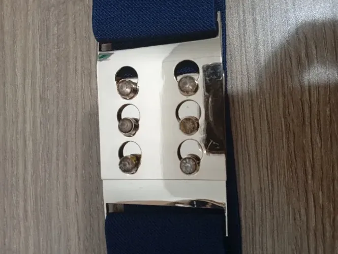 cinto elástico feminino fivela dourada   