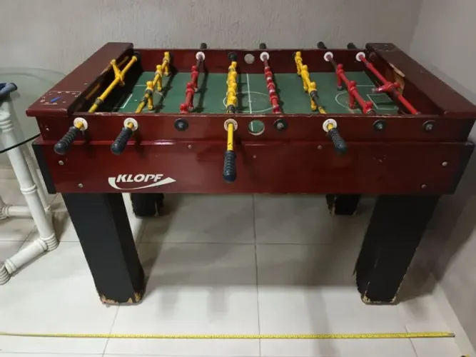 Mesa de Pebolim , Totó, Klopf com varão embutido