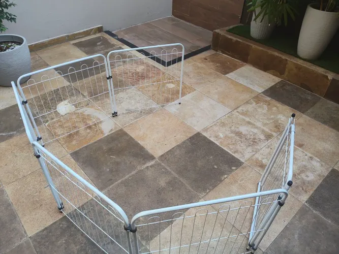 CERCADO PET COM 5 MÓDULOS+ 1 PORTÃO