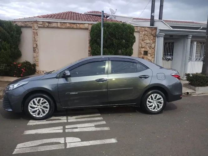 Toyota Corolla GLI 1.8 Flex 16V Aut. 2018