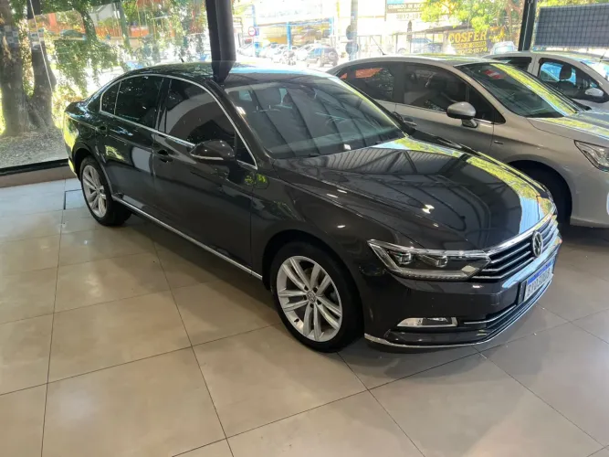 Volkswagen Passat Highline 2.0 TSI 220cv Tip. 2019