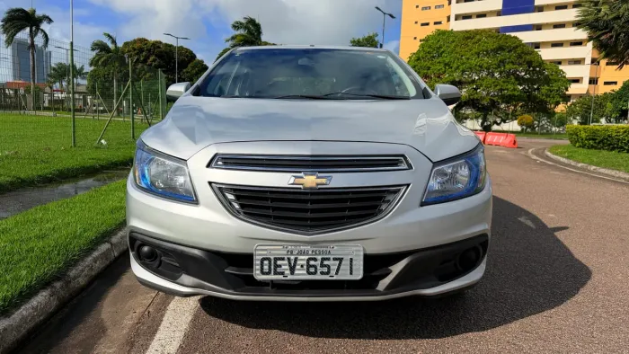 Chevrolet Onix Hatch LT 1.4 8V Flex Power Mec. 4P 2016