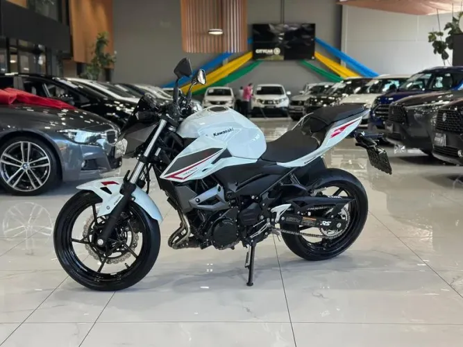 KAWASAKI Z400
