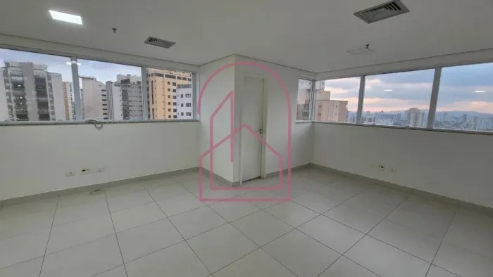 Vende-se Sala Comercial 40m² 2 banheiros 1 vaga - Bairro Agua Fria - Santana -