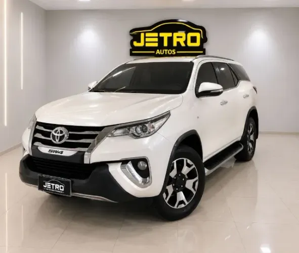 Toyota Hilux SW4 SRX 4X4 2.8 TDI 16V Dies. Aut. 2020