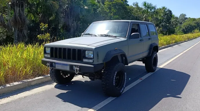 Jeep Cherokee Rubicon 4.0 V6 4X4 1998