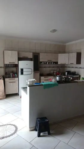 VENDE-SE ARMARIO DE COZINHA COMPLETO.