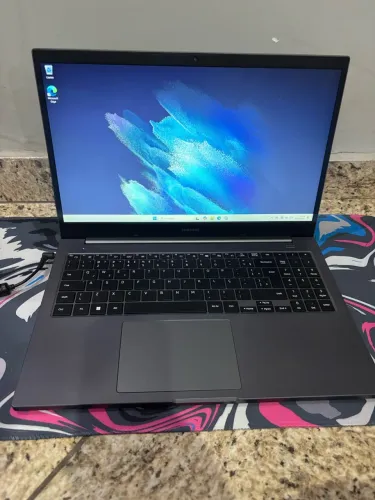 Samsung Book