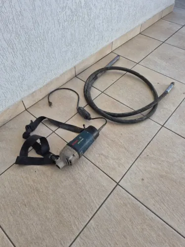 Vibrador de concreto bosch 220V