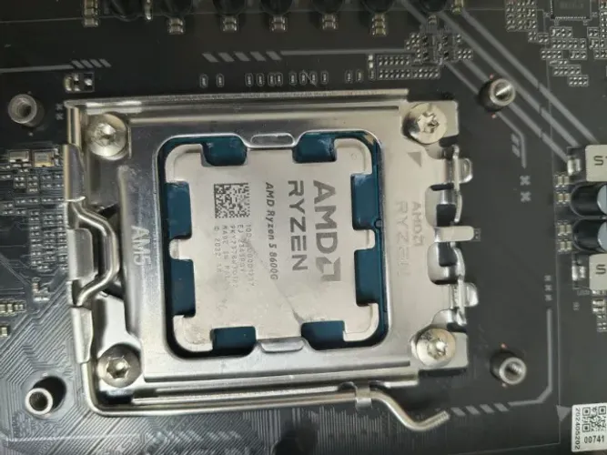 Processador AMD Ryzen 5 8600G