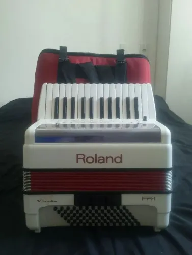 Sanfona Elétrica Roland FR-1 - PERFEITO ESTADO USADO!