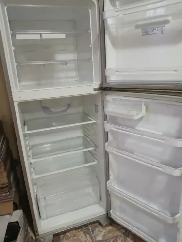 Geladeira Eletrolux super conservada DEFEITO ZERO