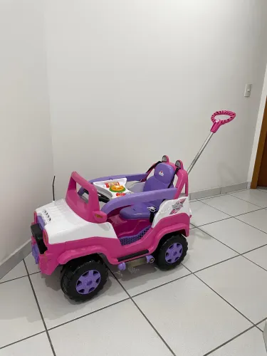 Carrinho de Passeio Infantil com Pedal - Usado Poucas Vezes