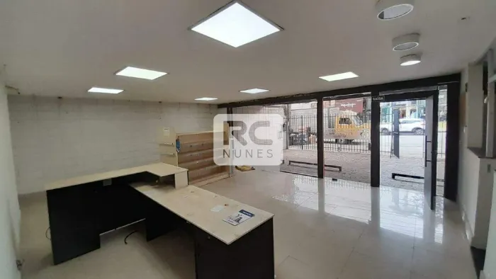 Loja de rua com área de 400m², 11 salas, 04 vagas de garagem. Bairro Sion, Belo Horizonte/