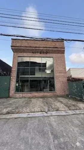 Imóvel para aluguel possui 430 metros quadrados em Piratininga - Niterói - RJ