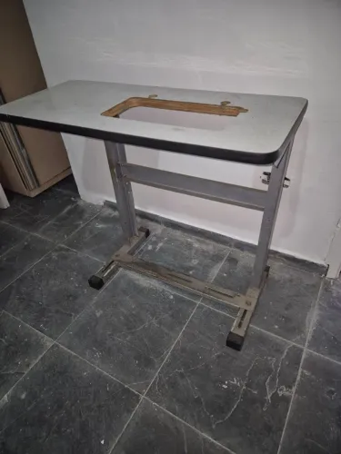 Mesa p/ Máquina de Costura Industrial