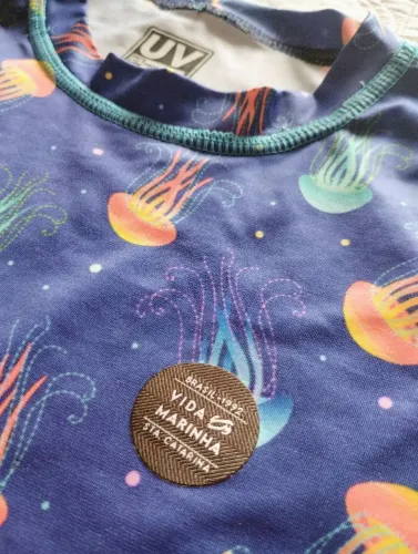 Camiseta térmica manga longa Vida Marinha