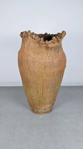 Vaso Antigo em Barro, ótimo para area externa