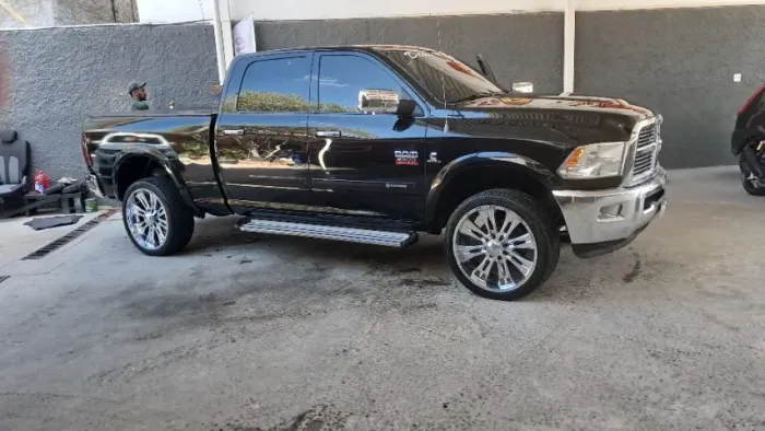 Dodge Ram 2500 Laie 6.7 TDI CD 4X4 Dies 2012