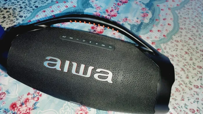 Caixa de som Aiwa Seminova