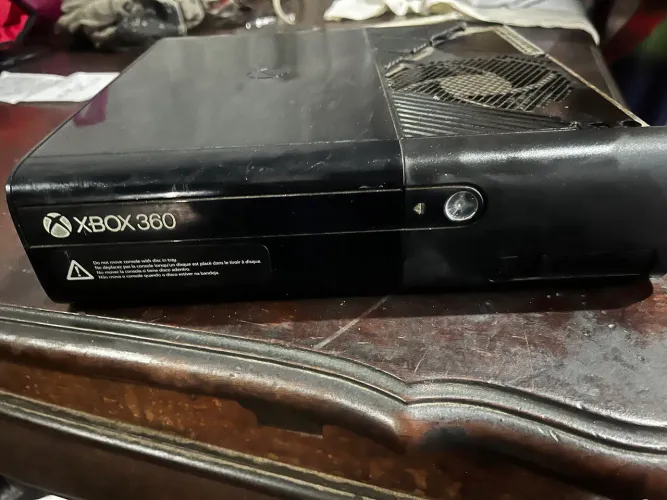 Xbox 360 (leia a descrição!!!)