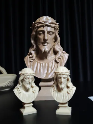 Busto de Jesus Cristo em vários tamanhos
