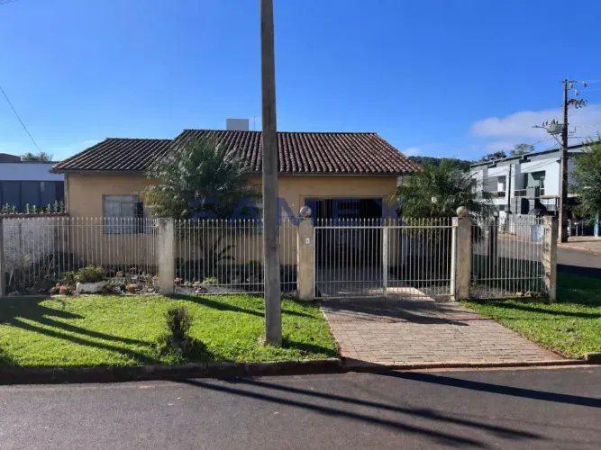 Casa com 2 quartos à venda - Bairro La Salle- Pato Branco - CA1396