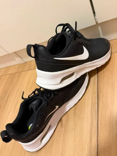 Tênis Nike