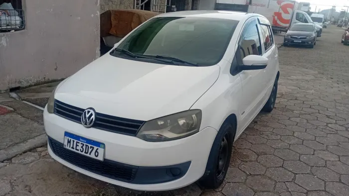 Volkswagen Fox 1.0 MI Total Flex 8V 5P 2011