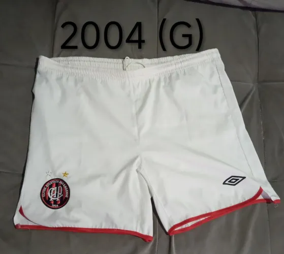  2 Calções do atlhetico paranaense um G outro GG