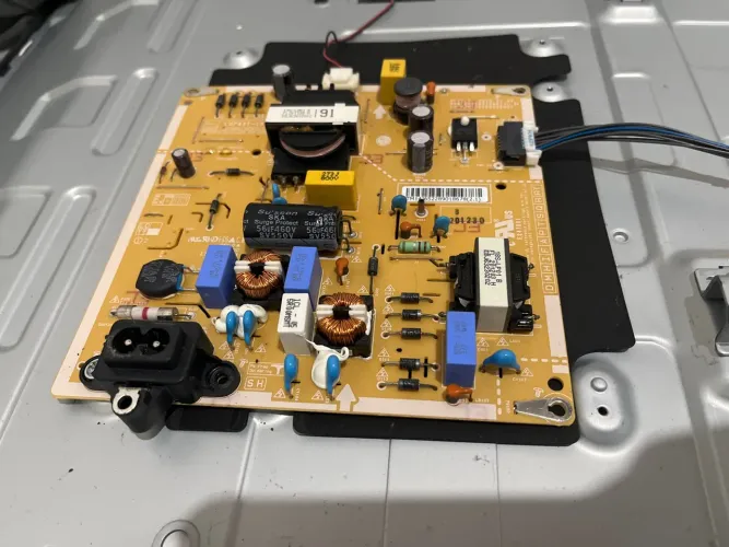 Placa Fonte TV LG 43UM7300 / 43UN7300 - LGP43T-19U / LGP43T-19U1"