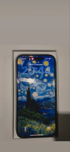 iPhone 16