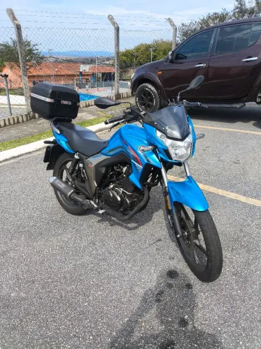 Vende-se DK 150 único dono