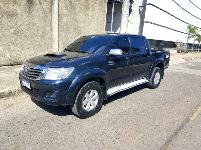 Toyota Hilux CD SRV D4-d 4X4 3.0 TDI Diesel AUT 2014