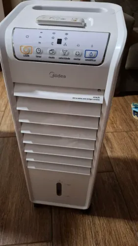 Climatizador de ambiente MIDEA semi novo