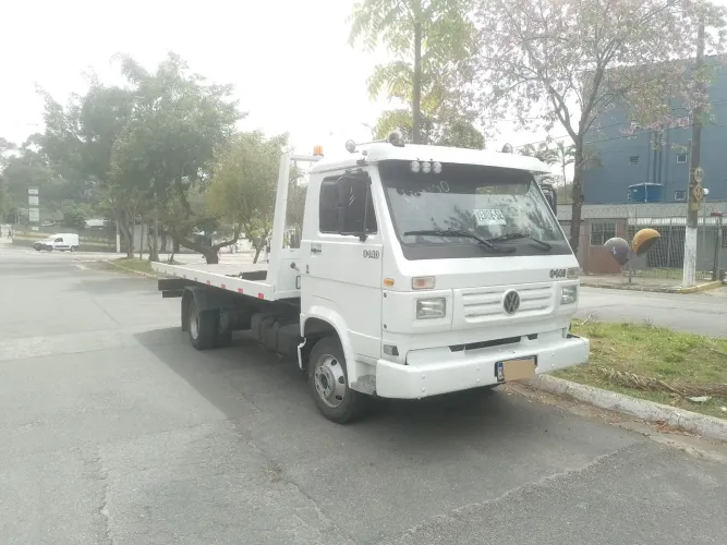 Caminhão VW 8140