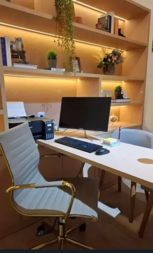 SALA COMERCIAL À VENDA NO REAL ONE | 30M² | 1 VAGA | NAZARÉ