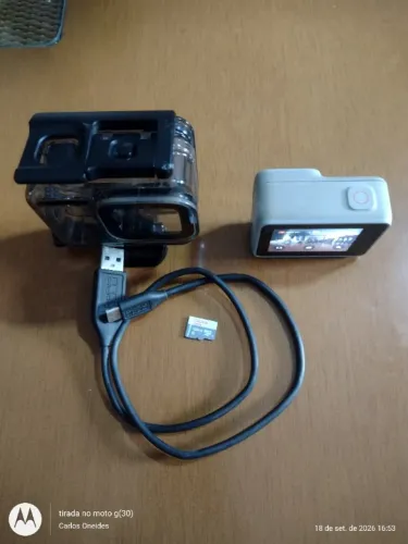GoPro 7 WHITE, com acessórios e cartão 128GBbarbada 850,00