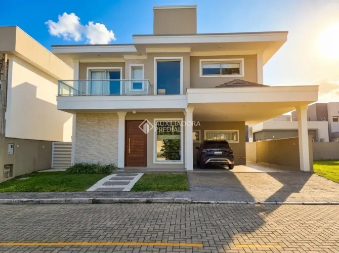 Casa 4 D condominio fechado Campeche
