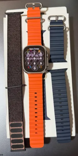 Apple Watch Ultra 2 GPS + Cellular 49mm Titânio - Estado de Novo