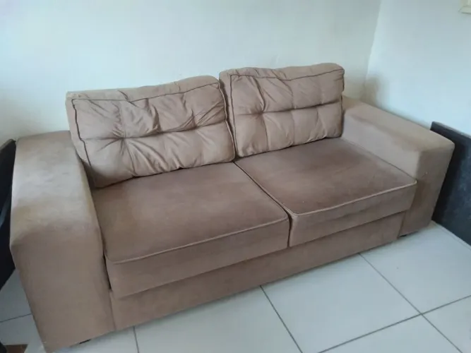 Sofá retrátil