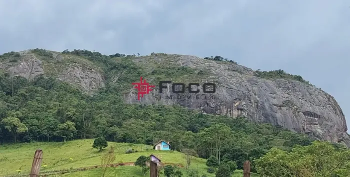 Fazenda em Minas Gerais com 25 alqueires - Pedra do Jair com o Restaurante, casa de apoio 