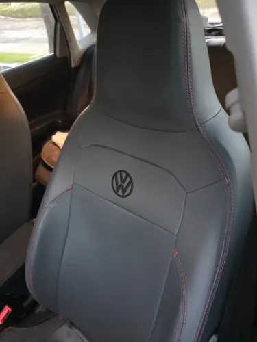 Capa para banco Volkswagen (na foto é um Polo 2024 ) novinha couro sintético