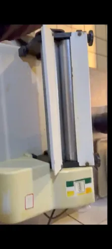 Vendo silindro de passar massas todo perfeito