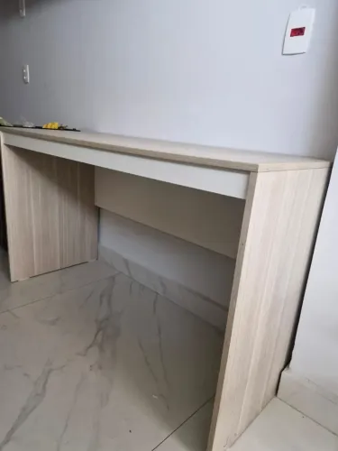 Escrivaninha 130 cm