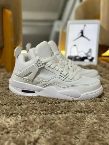 Bota Nike Air Jordan 4 Premium Pure Money Cor: Branco Masculino - Disponível 38 AO 43