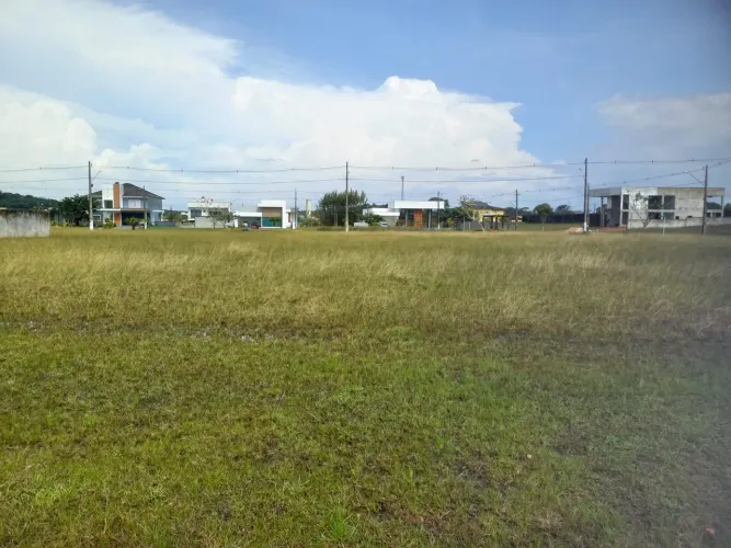 ALPHAVILLE 2 - Bacelar Imóveis vende lote Documentado, 450m², Outeiro, Belém-PA